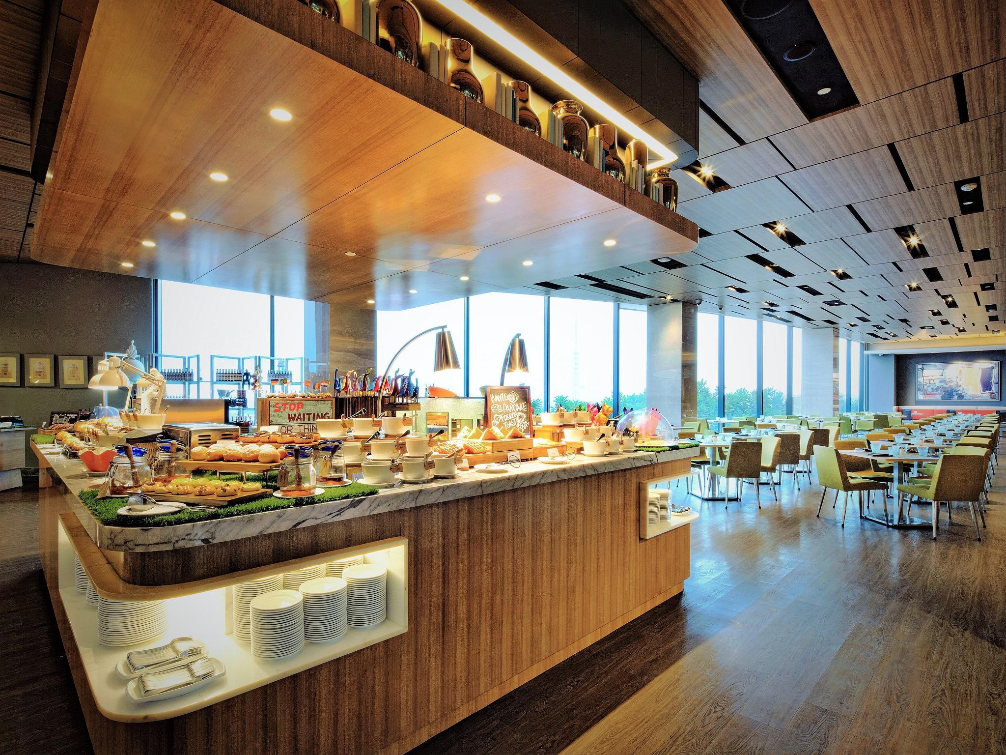 Four Points By Sheraton Surabaya, Tunjungan Plaza Εξωτερικό φωτογραφία