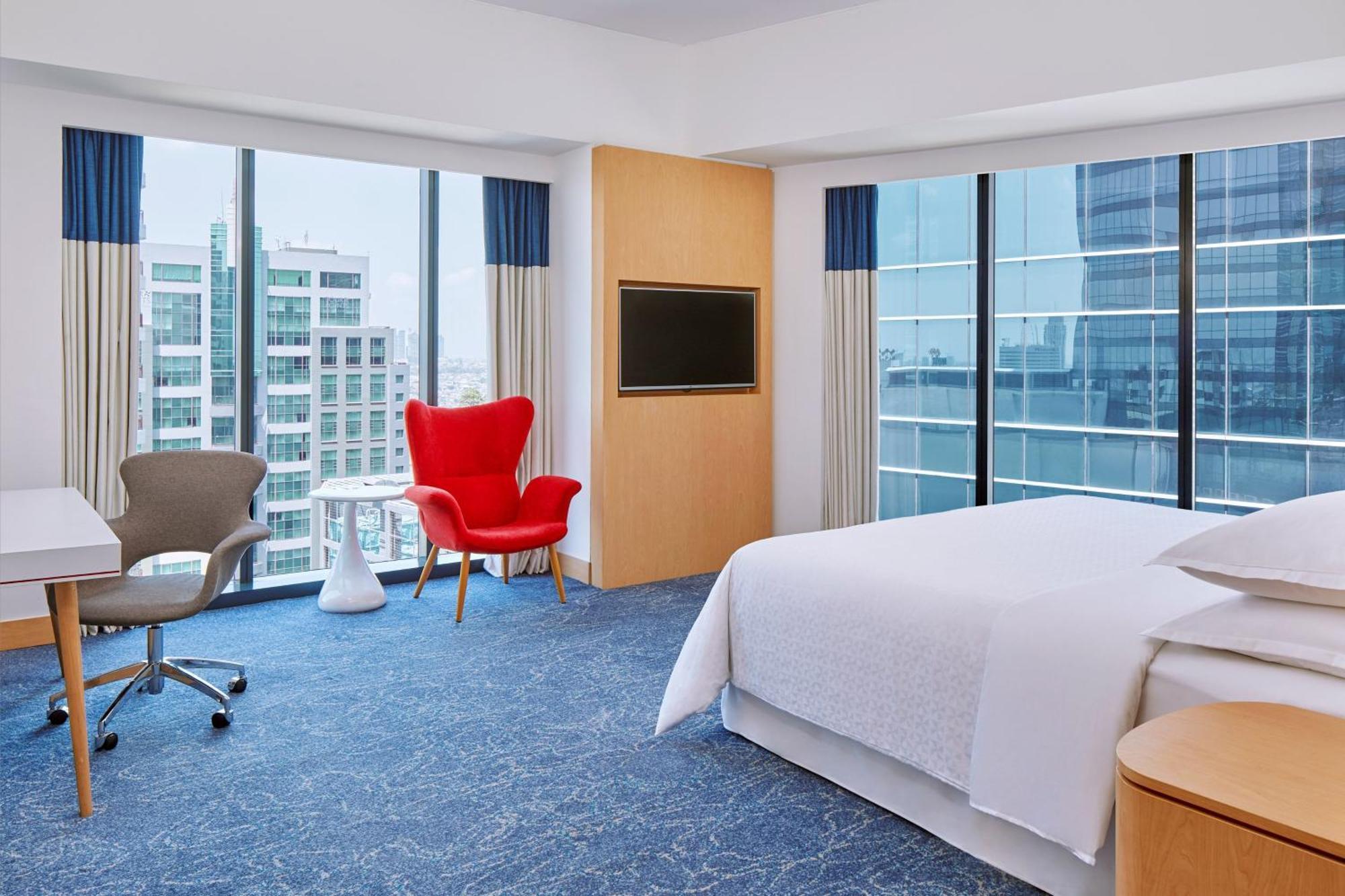 Four Points By Sheraton Surabaya, Tunjungan Plaza Εξωτερικό φωτογραφία