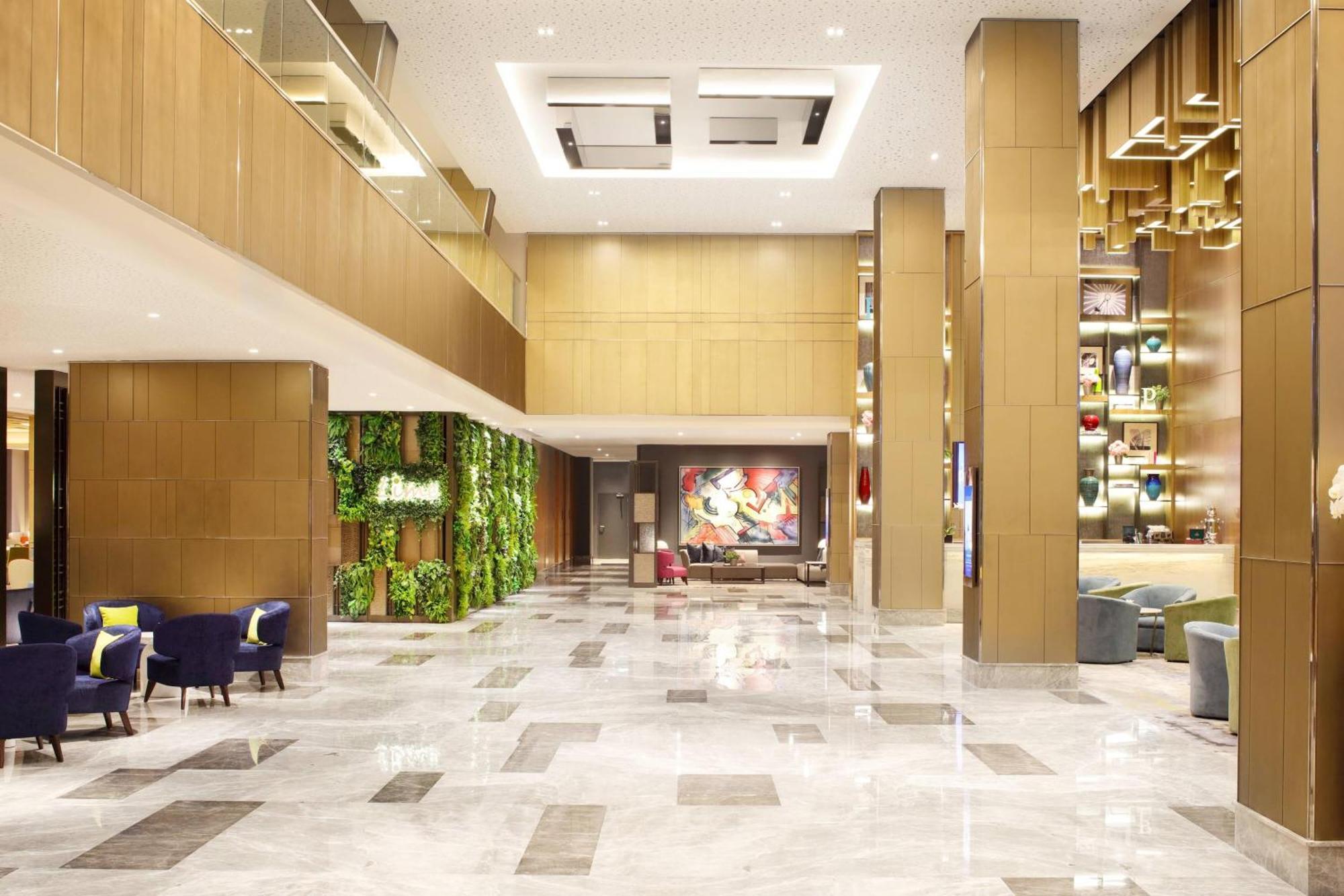Four Points By Sheraton Surabaya, Tunjungan Plaza Εξωτερικό φωτογραφία