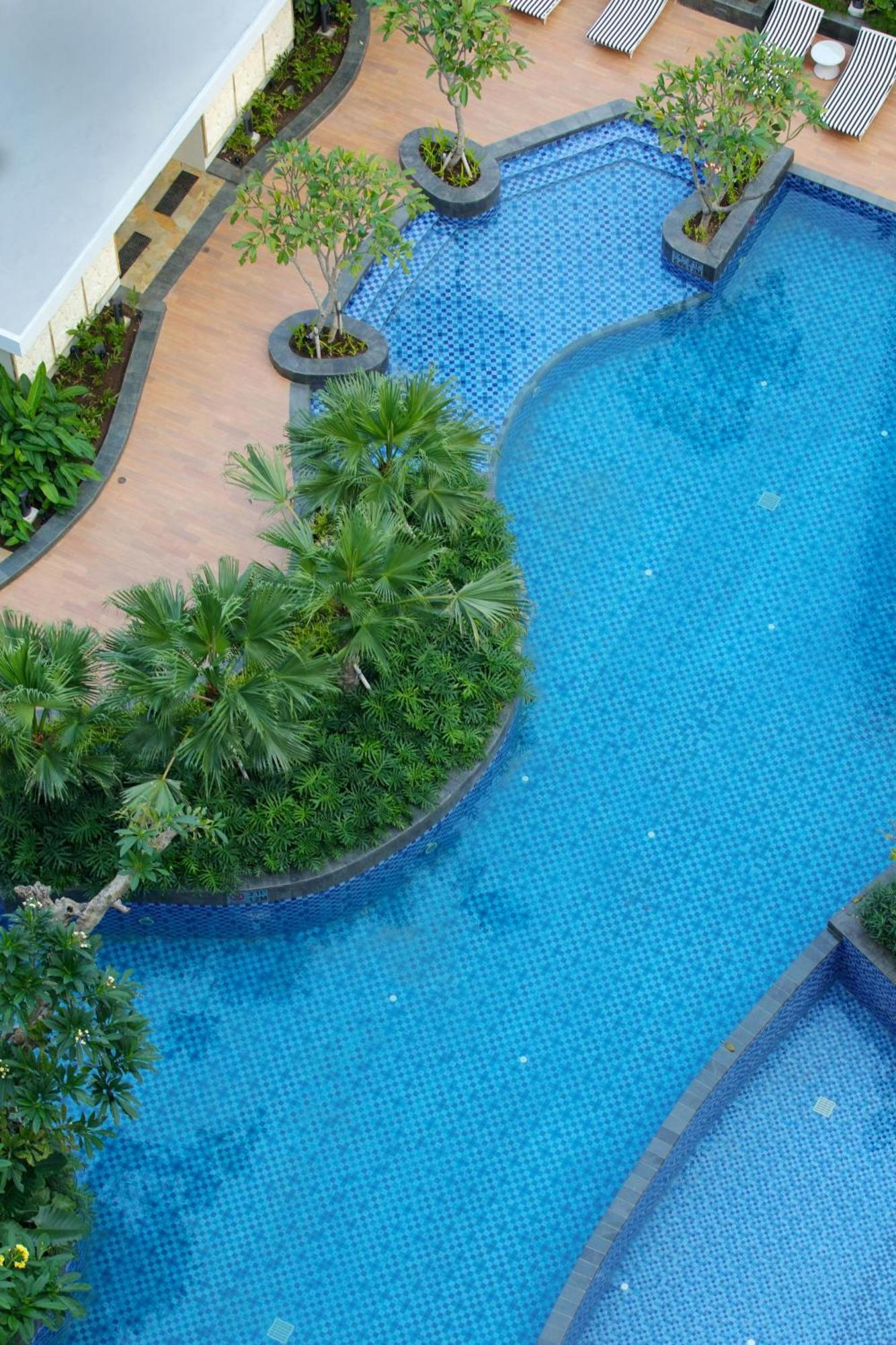 Four Points By Sheraton Surabaya, Tunjungan Plaza Εξωτερικό φωτογραφία