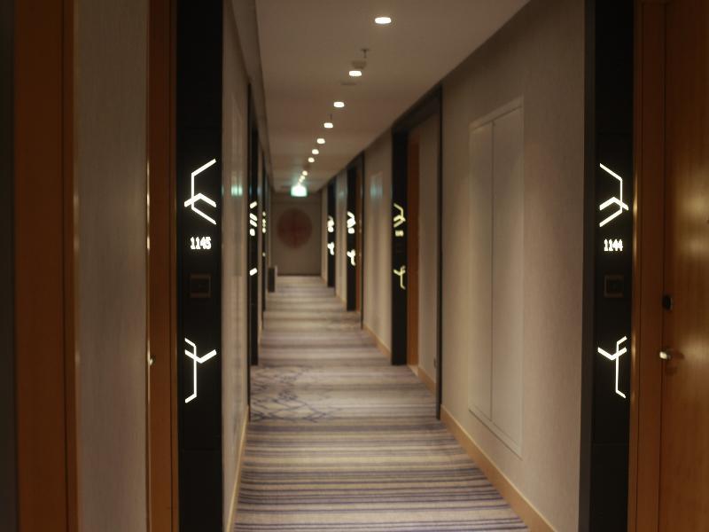 Four Points By Sheraton Surabaya, Tunjungan Plaza Εξωτερικό φωτογραφία