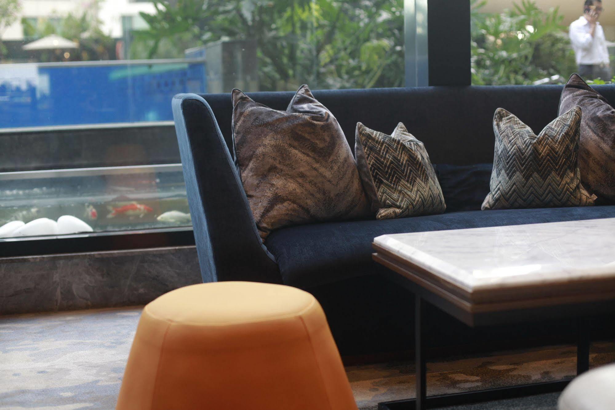 Four Points By Sheraton Surabaya, Tunjungan Plaza Εξωτερικό φωτογραφία